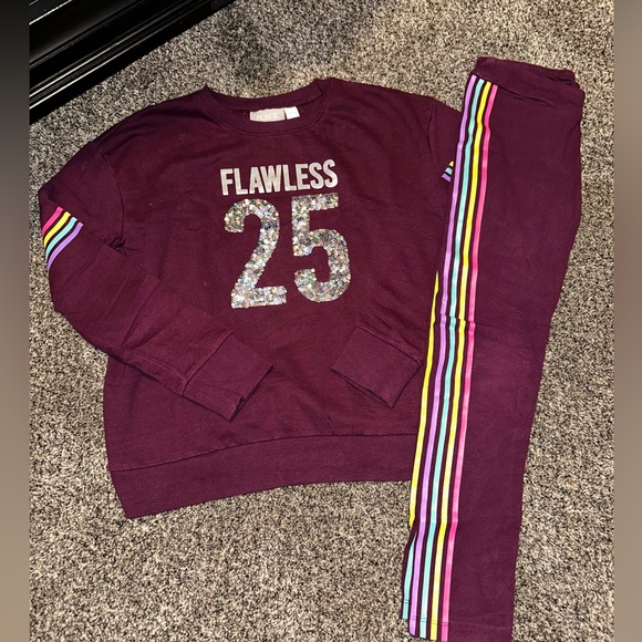 Two Piece Girls Set - Picture 2 of 2